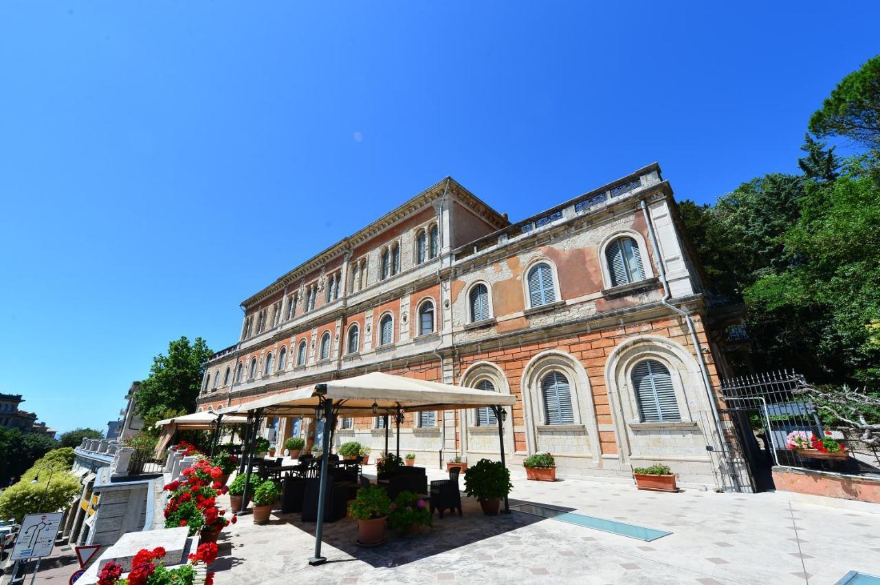 Hotel Iris Perugia Exterior photo